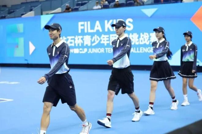 运动鞋服「打开局面」高价位大营销:儿童(图4) 运动鞋服「打开局面」高价位大营销:儿童(图4)